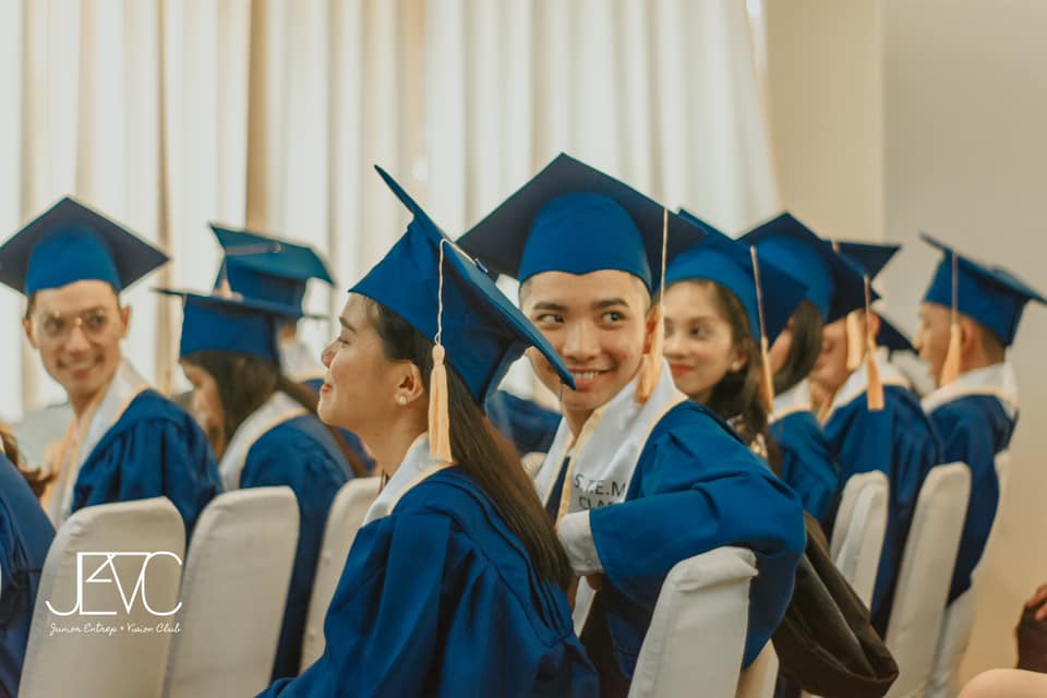 2nd-senior-high-school-graduation-the-manila-times-college